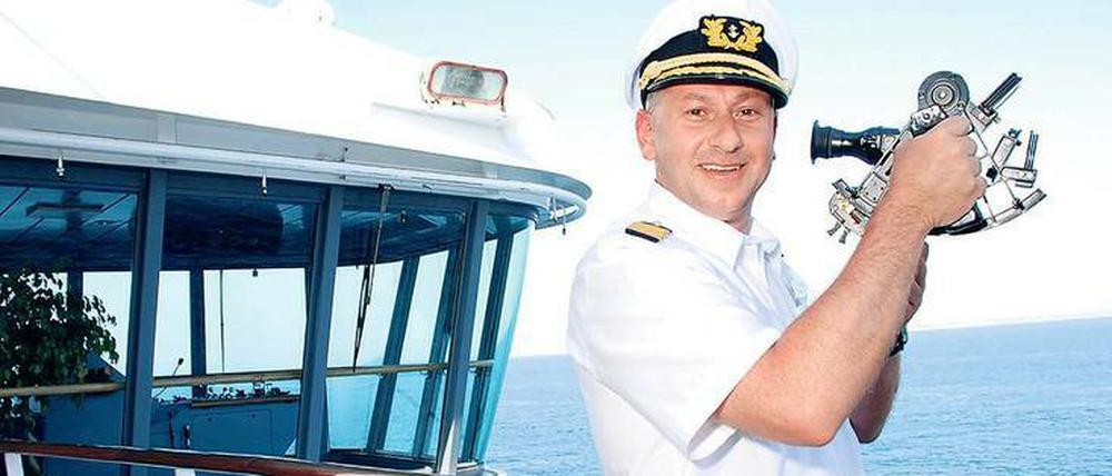 Chef ahoi! Auf der Aida.luna liegt die Kajüte von Kapitän Thomas Mey direkt neben der Brücke. 