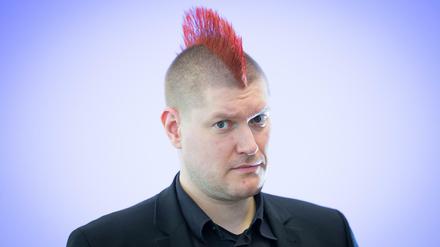 Teilt gerne aus. Sascha Lobo sagt: „Ich hatte schon immer das Privileg, viel Feedback zu erhalten.“