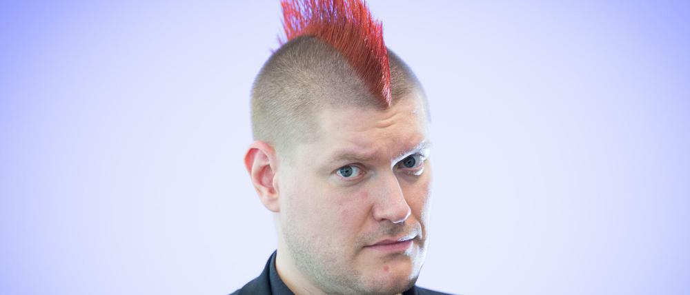 Teilt gerne aus. Sascha Lobo sagt: „Ich hatte schon immer das Privileg, viel Feedback zu erhalten.“