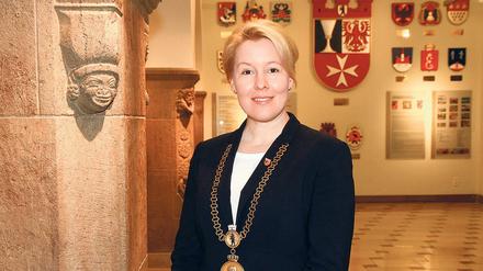 Ausnahmsweise leicht verspätet: Franziska Giffey, Bezirksbürgermeisterin von Neukölln.