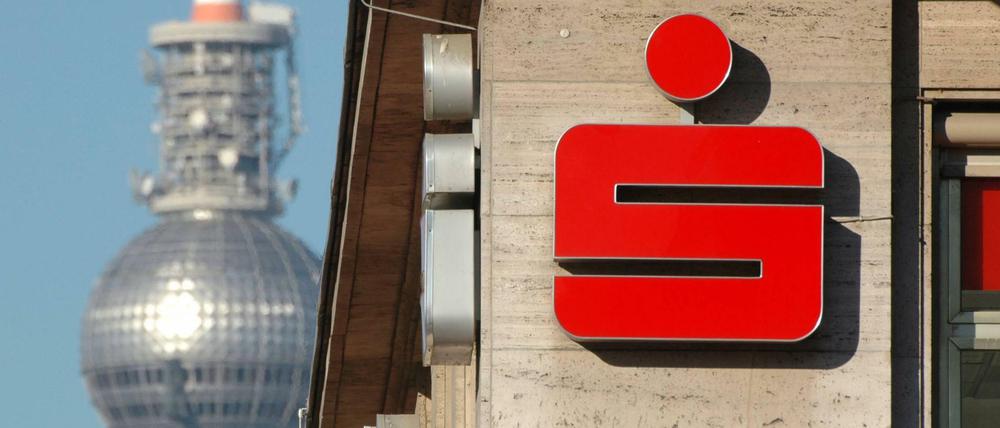 Mobile Berater sollen den Wegfall von Filialen bei der Berliner Sparkasse kompensieren.