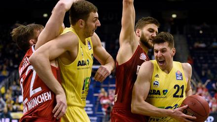 Die bisherigen Saisonspiele gegen Bayern hat Alba verloren.