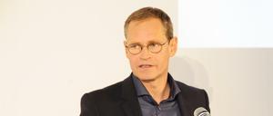 Michael Müller hält am Neutralitätsgesetz fest und betont, dass es kein Anti-Kopftuch-Gesetz sei.