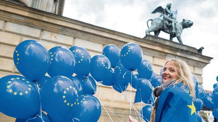 Luft raus? Junge Europäer haben ein distanziertes Verhältnis zur EU, wie eine Studie belegt.