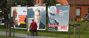 Schleswig-Holstein: Wahlplakate der Spitzenkandidaten (l-r) Wolfgang Kubicki (FDP), Daniel Günther (CDU) und Torsten Albig (SPD) 