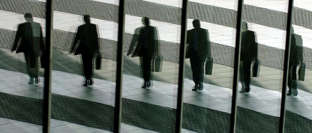 Arbeit, die Geld bringt. Nicht nur Top-Manager sahnen ab.