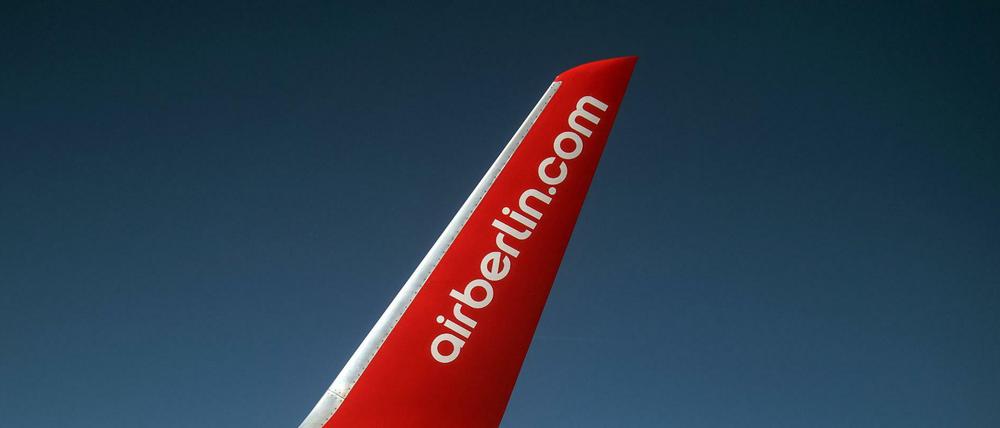 Auf Crashkurs. Air Berlin fliegt tagtäglich hohe Verluste ein.