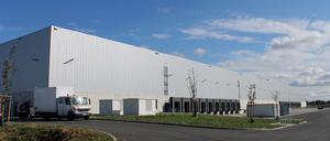 Industrieansiedlung. In dem Dibag-Produktions- und Logistikzentrum haben sich schon zwei Zulieferer eingemietet. Es gebe weitere Interessenten, sagt der Regionalleiter.