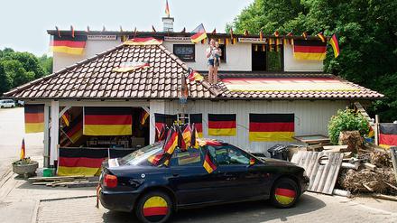 Zur Fußball-WM war klar, wer warum wie aussieht. Aber wie steht es sonst um Klarheit in nationalen Fragen? d