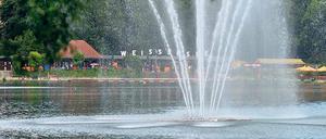 Das Strandbad Weißensee in Pankow liegt verwaist da.