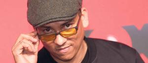 Durchblicker. Xavier Naidoo, 45, kennt Wahrheiten, die andere nicht glauben wollen.