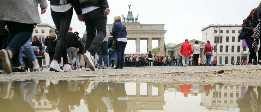 Die Aussichten sind nicht rosig: Das Wetter in Berlin soll nächste Woche wieder schlechter werden. 