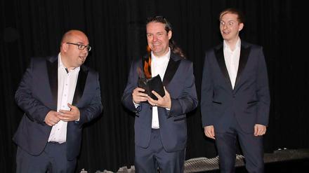 Bieten eine feurige Show: Fabian Weiss, Oliver Grammel und Felix Wohlfarth (v.l.n.r.) vom TrickPack.