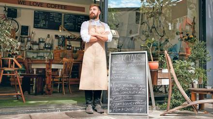In seinem Biotop. Hipster sind den neuesten Moden immer einen Schritt voraus – und kommen doch zunehmend großväterlich daher. 