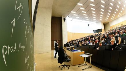 BWL-Studierende an der Uni Halle.