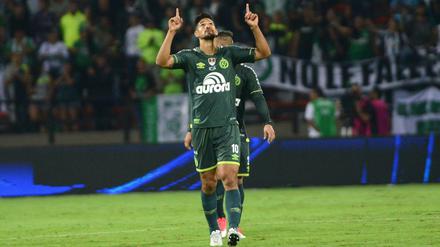 Tulio Melo von Chapecoense freut sich über sein Tor. 