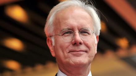 Gut zwanzig Jahre war Harald Schmidt der kabarettistische Welterklärer des Fernsehens. Jetzt wird ihn eine Kolumne bei "Spiegel Daily" angetragen. 