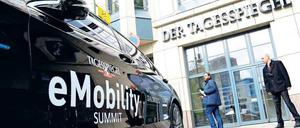 Aufbruch in die Elektromobilität. Beim 7. Tagesspiegel-Summit im Verlagshaus am Askanischen Platz diskutieren bis Mittwoch 300 Experten und Gäste die Zukunft der Mobilität. 