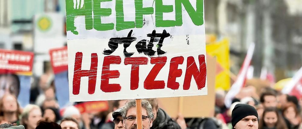 2015 schienen die Fronten in Deutschland besonders verhärtet.