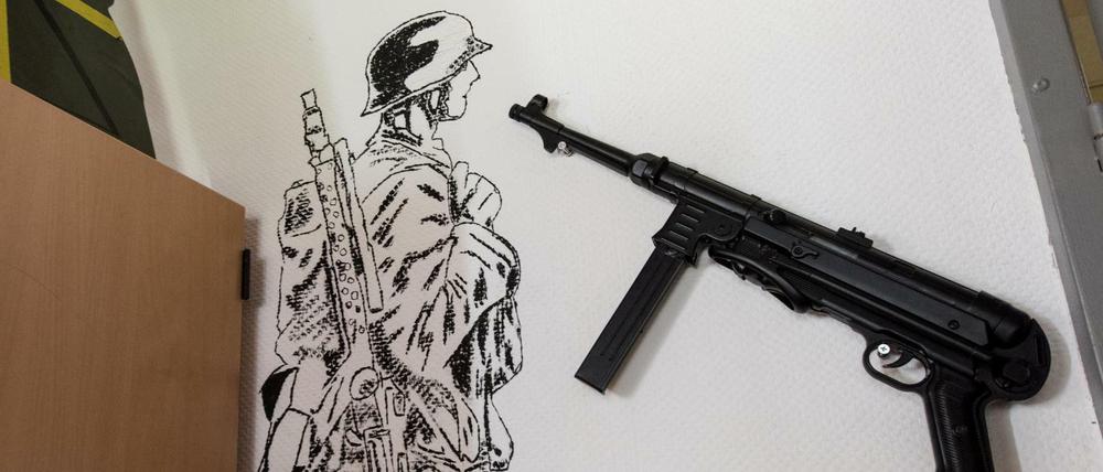 Die Kaserene, in der der terrorverdächtige Oberleutnant Franco A. stationiert war. Auf dessen Liste mit Anschlagopfern stand auch Aiman Mazyek, Vorsitzenden des Zentralrats der Muslime.