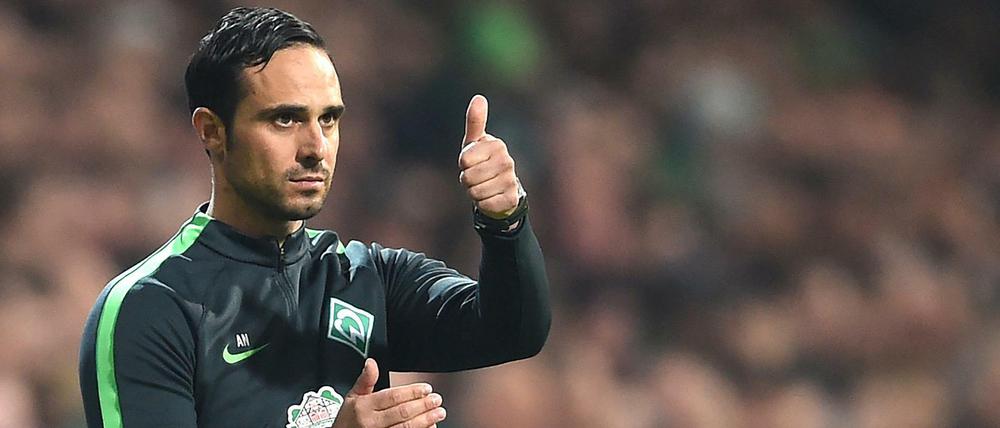 Trainer Alexander Nouri wird weiter seine Zeichen an der Seitenlinie für Werder geben.