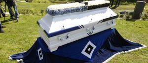 Der HSV ist ein wirklich besonderer Klub - nicht nur was die Relegation angeht. Der Verein hat sogar einen Fanfriedhof.