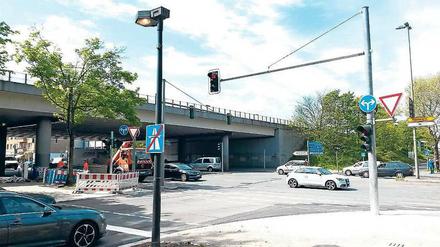 Umbau fertig. Der Berufsverkehr darf sich freuen - die Baustelle am Tempelhofer Damm ist beseitigt.