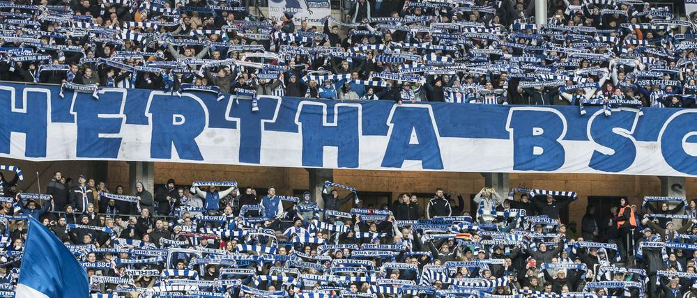 Auch nach neun Auswärtspleiten stehen die Fans hinter Hertha.