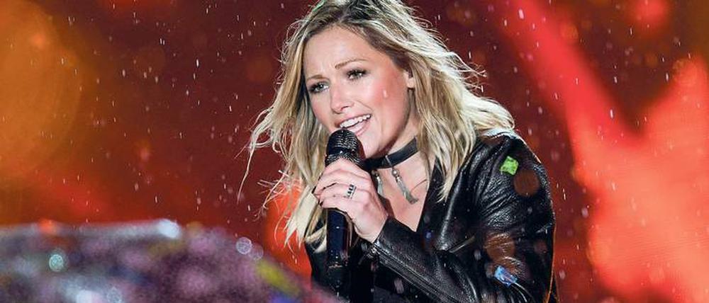Lederfrau für jedermann. Helene Fischer, 32, singt auf der Hamburger Reeperbahn.