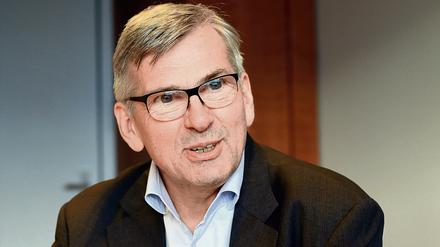Jörg Hofmann, seit Oktober 2015 Vorsitzender der IG Metall, hat die Signale aus dem Osten empfangen. 