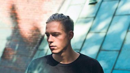 Betrachtet die Leere. Max Rieger ist All Diese Gewalt.