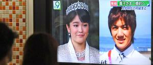 Die Verlobung bestimmt die Talkshows und Schlagzeilen des Landes.