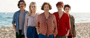 Mehrgenerationen-WG. Von links: Billy Crudup, Elle Fanning, Annette Bening, Greta Gerwig und Lucas Jade Zuman.
