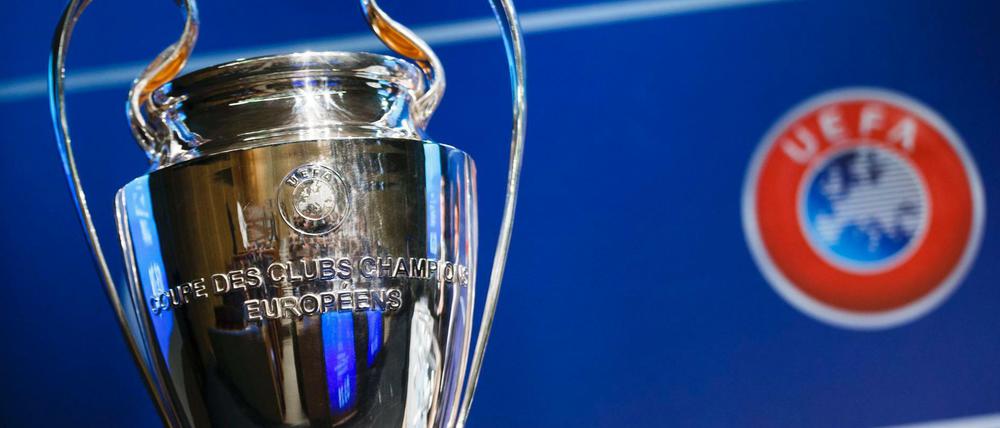 Objekt der Begierde: Die Champions-League-Trophäe.