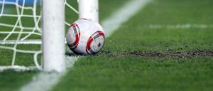 Wo wird der Ball künftig getreten? Der Verein FC Viktoria 1889 Berlin ist auf der Suche nach einem neuen Stadion.