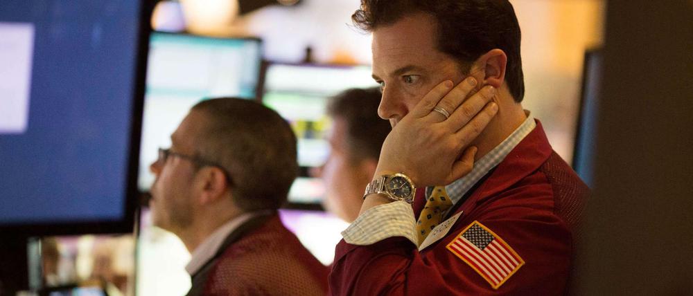 Das Politchaos im Weißen Haus schickte die Börsendaten abwärts.