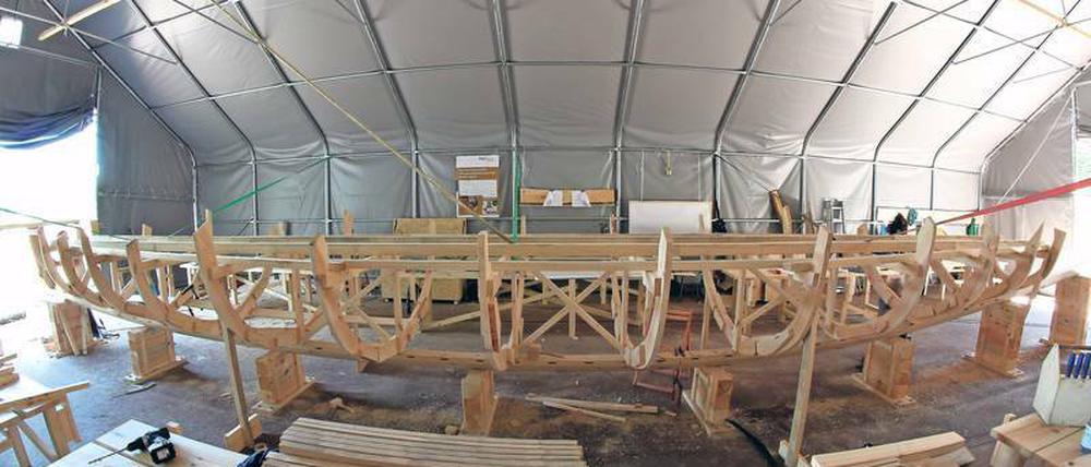 Fast 16 Meter maß das römische Kriegsschiff, das etwa 100 Jahre n. Chr. auf der Donau die Germanen bekämpfte und jetzt nachgebaut wird. 