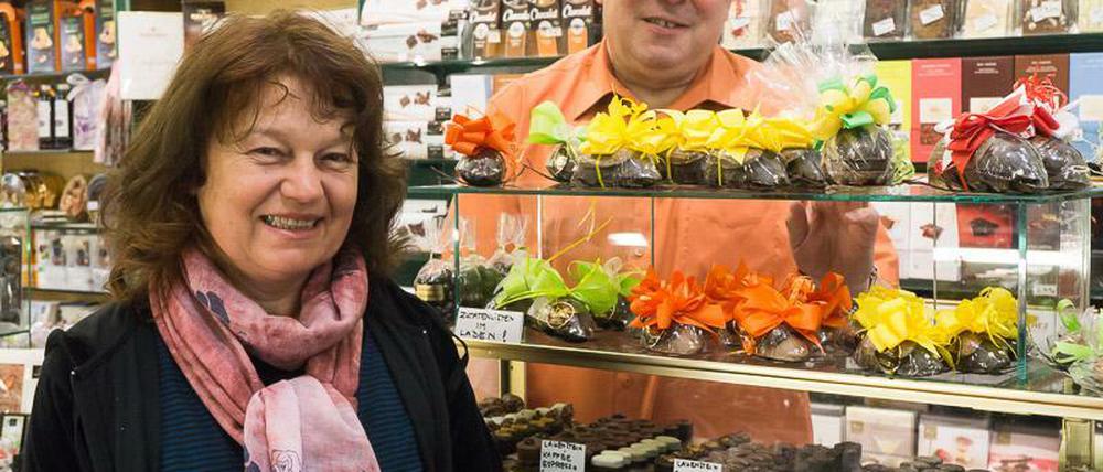 140 lose Pralinensorten bieten Helge Urmanczy und Edith Smith in ihrer "Confiserie Zehlendorf" an.