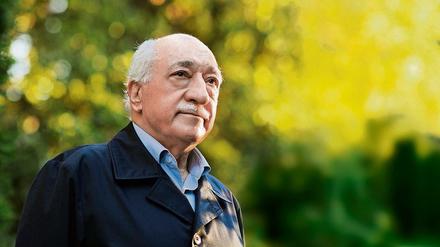 Der Prediger Fethullah Gülen soll hinter dem Putsch stehen, behauptet die Türkei. Die Bundesregierung hat andere Erkenntnisse.