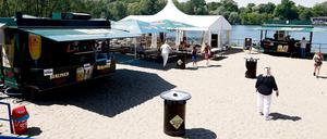 Nach Turbulenzen wegen einer Baustelle eröffnet das Strandbad Weißensee die Saison mit provisorischen Sanitäranlagen.