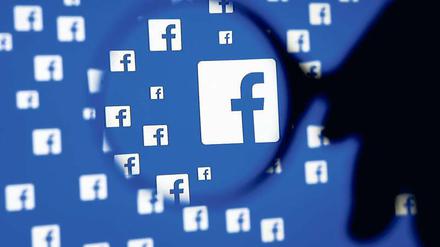 Facebook kontrolliert 6,5 Millionen Einträge in der Woche.