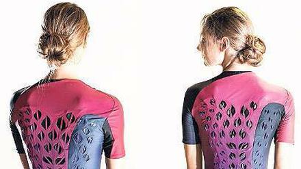 Klapp-Shirt: Schwitzt der Sportler (rechts), öffnen Mikroben das Hemd.