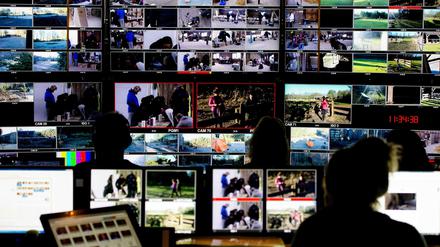 Die Illusion des Echten. In der holländischen Reality-TV Show "Utopia" müssen die Teilnehmer zusammen versuchen, eine neue Gesellschaft zu gründen. Das Format wurde in den Niederlanden entwickelt. Ab 2015 lief es auch im deutschen Privatfernsehen unter dem Namen "Newtopia".