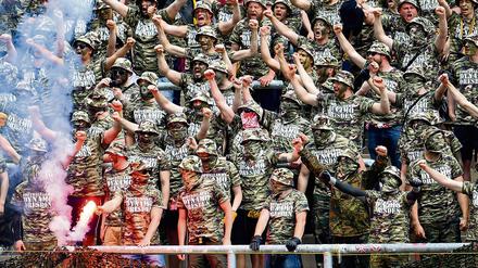 Fans von Dynamo Dresden in Karlsruhe.