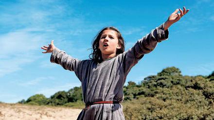 Lise Leplat Prudhomme in Bruno Dumonts Jeanne-d’Arc-Film. 