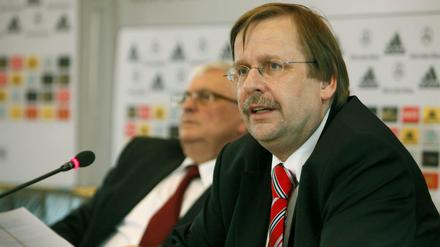 DFB-Vizepräsident Rainer Koch spricht von einem "konkreten Verdacht".