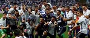 Real Madrid hat es geschafft: Nach fünf Jahren holten die Königlichen mal wieder den Meistertitel in Spanien.