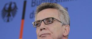 Bundesinnenminister Thomas de Maizière bekräftigt im Interview auch seine Ablehnung der Burka.