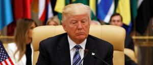 Gefährdet viele Menschen: US-Präsident Donald Trump bei einem Besuch in Saudi-Arabien. 