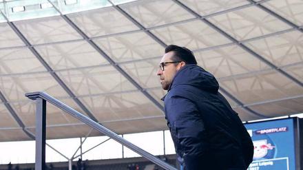 Deckel drauf. Neuer TV-Vertrag, Europapokalteilnahme – und dennoch wird sich Herthas Manager Preetz auf dem Transfermarkt weiterhin zurückhalten müssen.